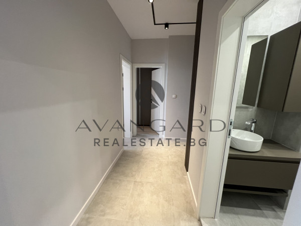 GARAGE INCLUDED IN THE PRICE! THREE-ROOM FURNISHED / THRACIA