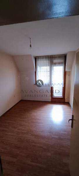 A three -bedroom maisonette in Karshiyaka