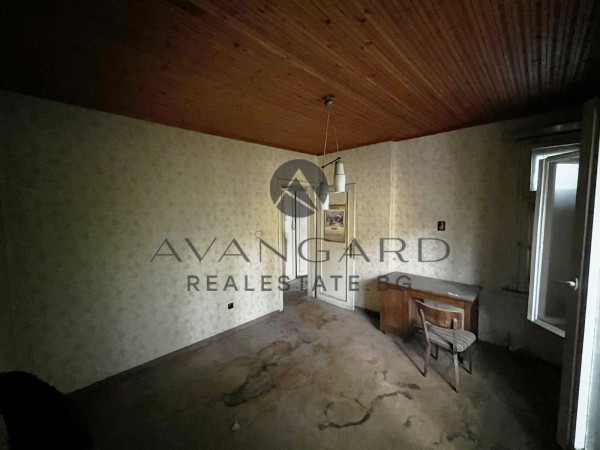 Floor of a house / military hospital