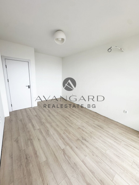 Двустаен апартамент обзаведен до ключ  !