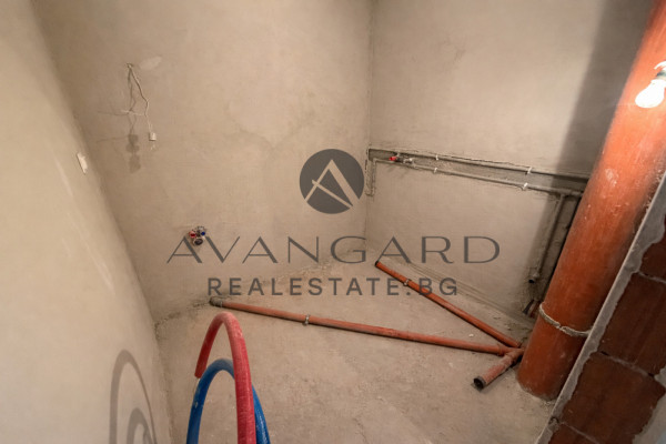 ИЗГОДНО! Тристаен с акт 16 Тракия