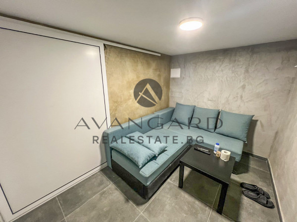 Двуетажна къща с. Брестовица