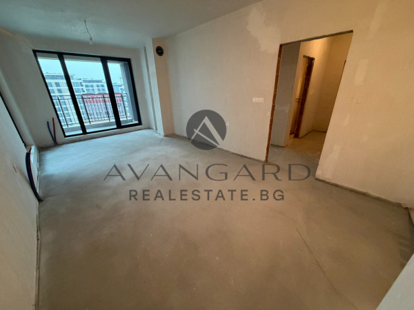 ИЗГОДНО! Тристаен с акт 16 Тракия