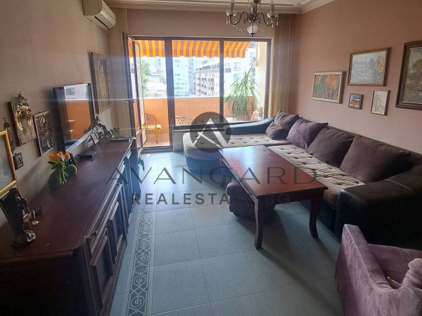 All -furnished two -bedroom apartment