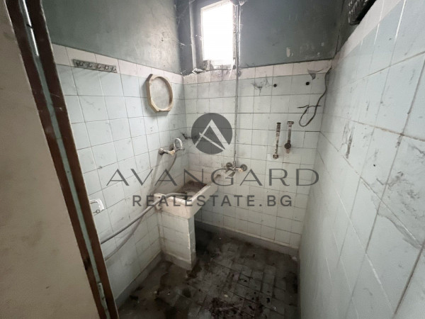 Floor of a house / military hospital
