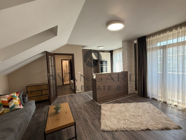 ТРИСТАЕН ОБЗАВЕДЕН! КЪРШИЯКА!