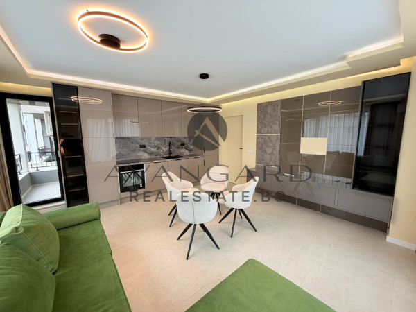 ЛУКСОЗЕН ТРИСТАЕН / ГРЕБНА БАЗА