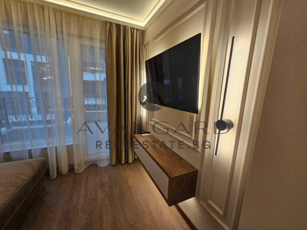 Luxury two -bedroom Hristo Smirnenski