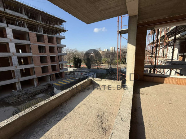 FOUR BEDROOM NEAR YOUTH HILL!