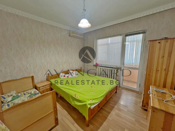 Three-room Real square footage / Sunrise