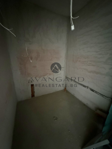 ДВУСТАЕН АПАРТАМЕНТ С АКТ16! ОСТРОМИЛА!