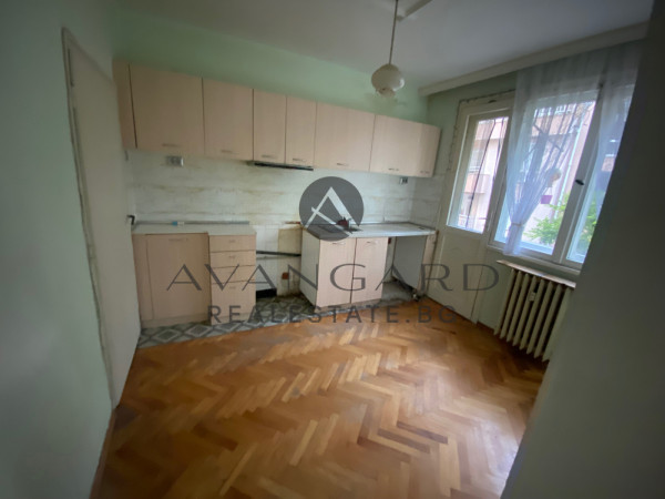 One -bedroom second police station