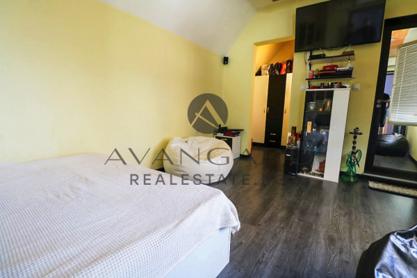 ПРОСТОРЕН И ИЗЦЯЛО ОБЗАВЕДЕН МЕЗОНЕТ ДО КАМЕЛА