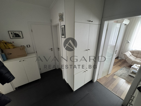 TOP LOCATION !!! THREE BEDROOM NEAR NOVOTELA !!! UNDERGROUND GARAGE!!!