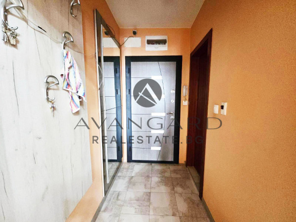 Обзаведен двустаен С ПАРКОМЯСТО