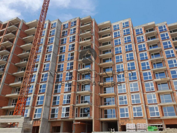 ДВУСТАЕН апартамент / Южен