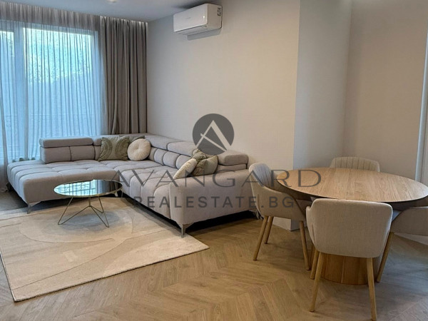 ДВУСТАЕН ОБЗАВЕДЕН! СМИРНЕНСКИ!