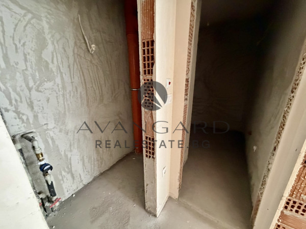 ПРОСТОРЕН ТРИСТАЕН С АКТ 16 !