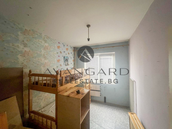 Three-room REAL SQUARE AREA / THRACIA