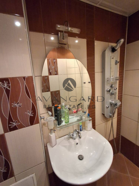 Тристаен р-т Хитър Петър