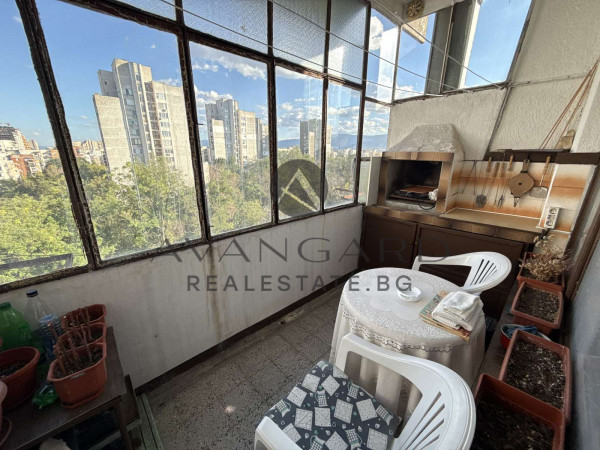 A three -bedroom furnished! Thrace!