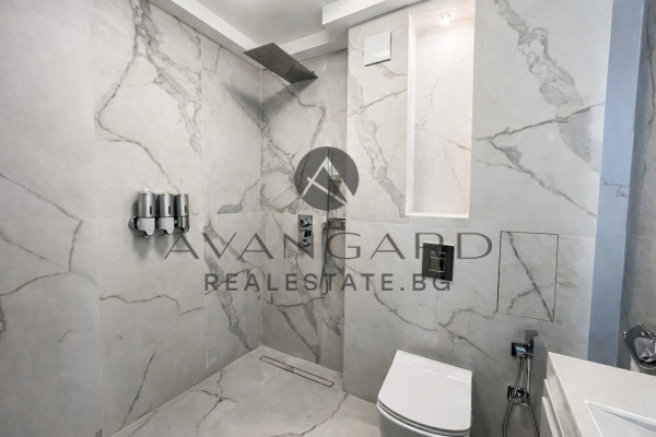 Луксозен двустаен / Кършияка