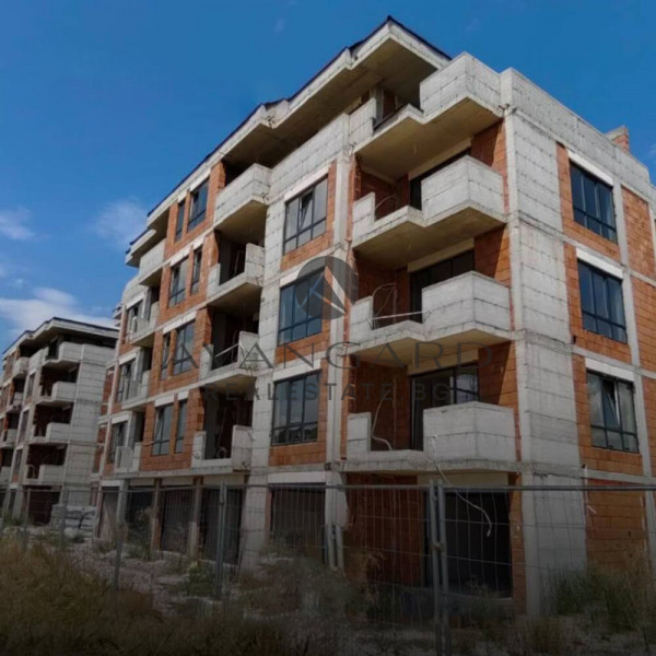 One-room apartment / Hristo Smirnenski