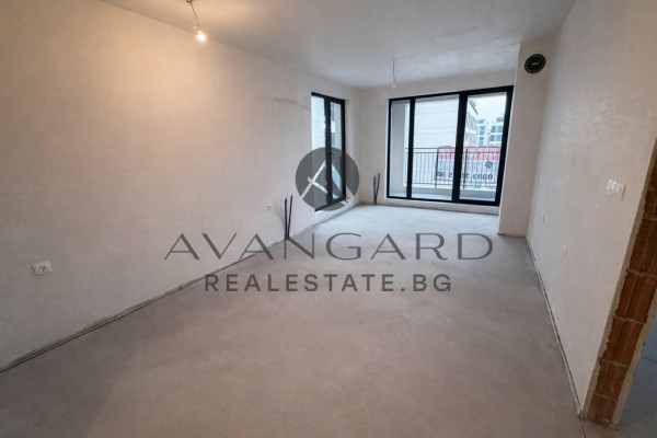 ИЗГОДНО! Тристаен с акт 16 Тракия