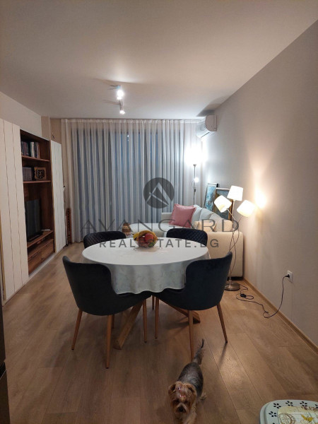 ДВУСТАЕН ОБЗАВЕДЕН АПАРТАМЕНТ С ПАРКОМЯСТО!