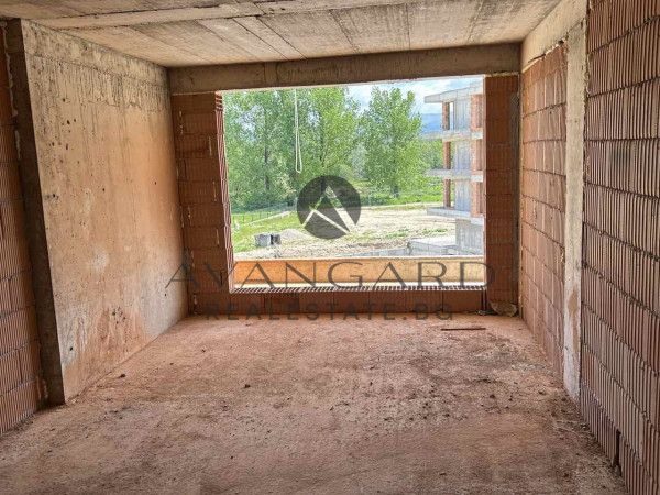 ПРЕД АКТ 14! Двустаен Апартамент/ Алати