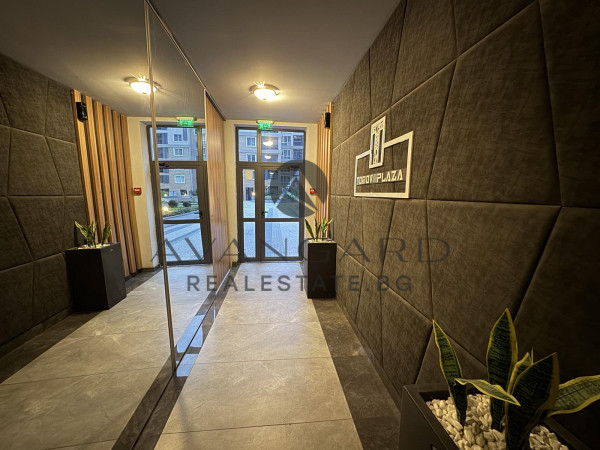 ТОП ЛОКАЦИЯ !!! ДИЗАЙНЕРСКИ ДВУСТАЕН В ТРАКИЯ !!!