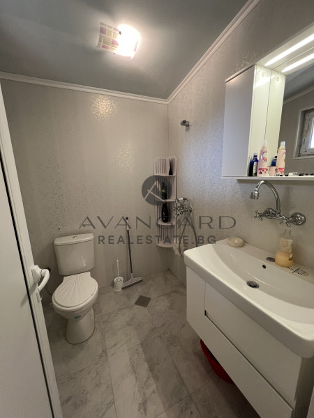 FULLY FURNISHED HOUSE WITH GARAGE IN MOMINO VILLAGE