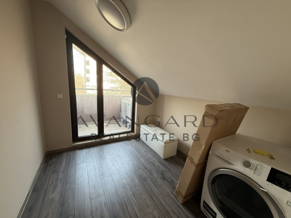 ЧЕТИРИСТАЕН ОБЗАВЕДЕН АПАРТАМЕНТ! КЪРШИЯКА!