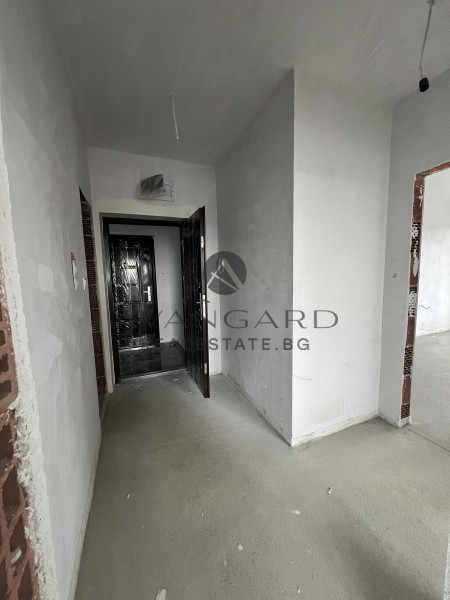 Two -bedroom apartment with Act 16 on Moder Street !!!