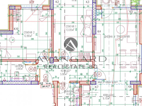 Тристаен Апартамент/ Стария град