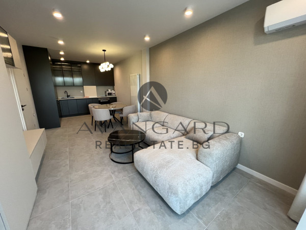 GARAGE INCLUDED IN THE PRICE! THREE-ROOM FURNISHED / THRACIA