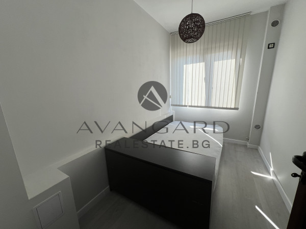 Саниран тристаен апартамент до Акваленд