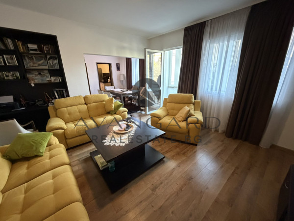 ЧЕТИРИСТАЕН + ДВУСТАЕН + ДВЕ ПАРКОМЕСТА АВТОГАРА РОДОПИ