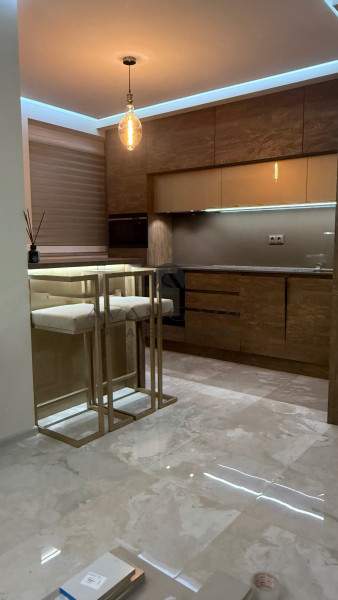 Луксозен двустаен / Кършияка