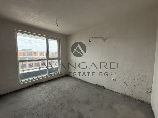 ТРИСТАЕН АПАРТАМЕНТ! ГРЕБНА БАЗА!