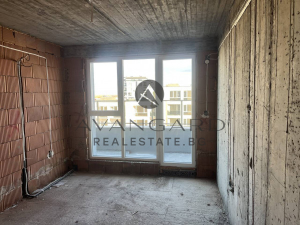 Two-room apartment in front of ACT 14