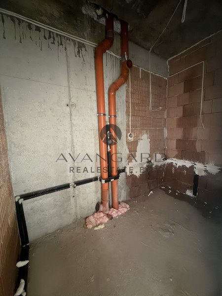 Four-room apartment with three-meter high ceilings