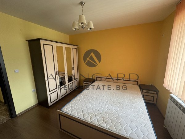 Top location! A three -bedroom furnished/ marassha