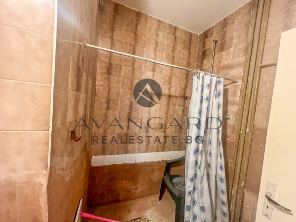 Three-room REAL SQUARE AREA / THRACIA