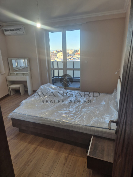 ДВУСТАЕН ЛУКСОЗНО ОБЗАВЕДЕН / ОСТРОМИЛА