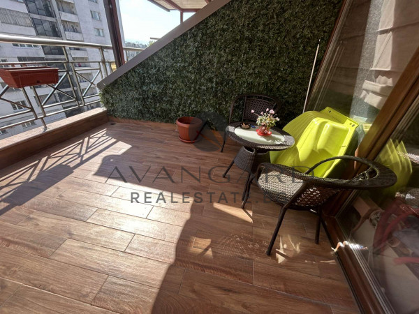 A wide two -bedroom fair
