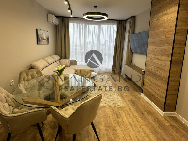 THREE-ROOM/FURNISHED/THRACIA