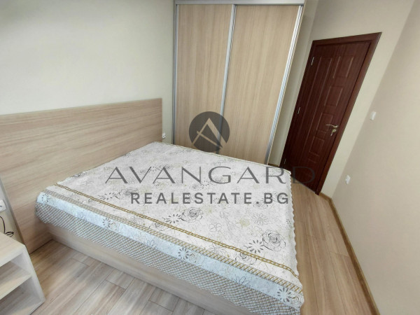 Furnished one -bedroom with parking space in the price !!