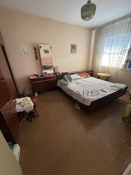 PLOVDIV CENTER !!! THREE-ROOM APARTMENT!!! REAL SQUARE !!! FREE PARKING!!!