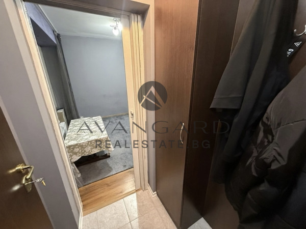 ONE BEDROOM FURNISHED APARTMENT! THE BREAKER!